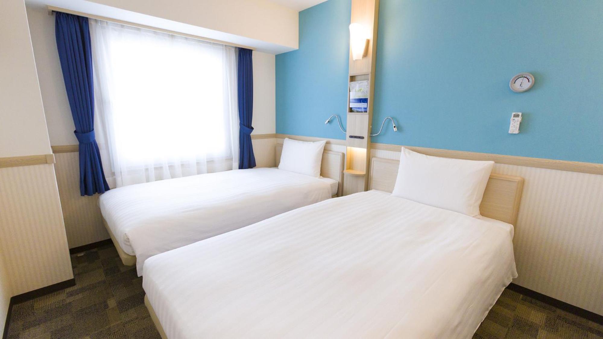Toyoko Inn Matsumoto Eki Higashi Guchi Habitación foto
